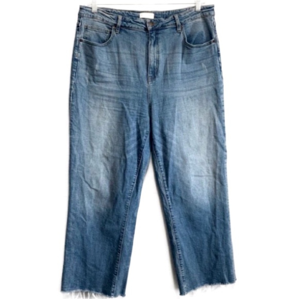Oliver Logan Frayed Hem Straight Leg High Waist Jeans